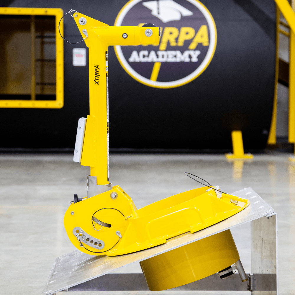 76mm(3'')Mast & davit arm 914mm H x 229mm reach (36''x9'') - Image 3